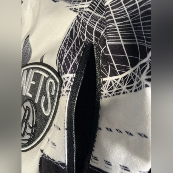 PRO STANDARD BROOKLYN NETS WOOL BLENDED LOGO VARSITY JACKET MEN'S SIZE 3XL NWT - Picture 6 of 10